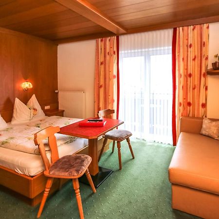 Alpenhotel Tauernstueberl 젤암제 외부 사진