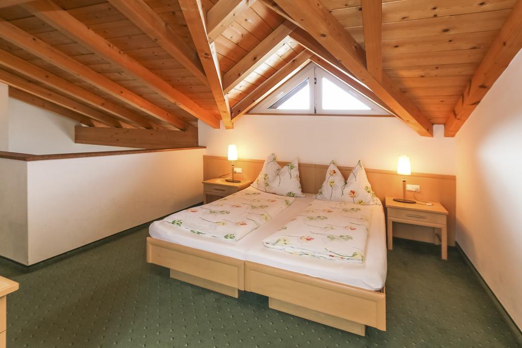 Alpenhotel Tauernstueberl 젤암제 외부 사진
