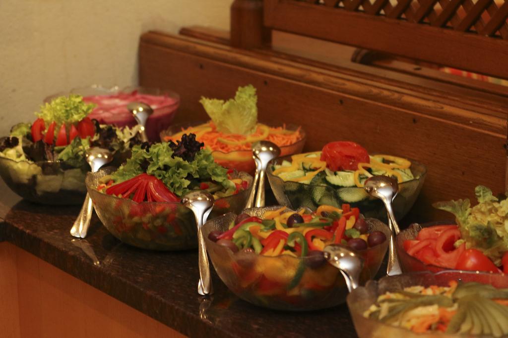 Alpenhotel Tauernstueberl 젤암제 외부 사진