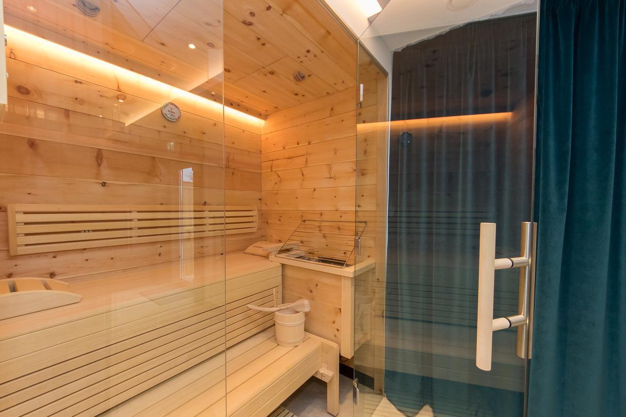 Alpenhotel Tauernstueberl 젤암제 외부 사진